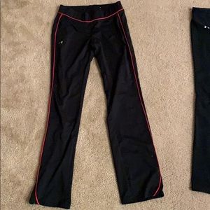 Need Amour workout pants